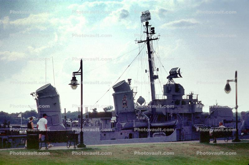 USS Kidd (DD-661), Fletcher-class destroyer, Louisiana Veterans Memorial, Baton Rouge