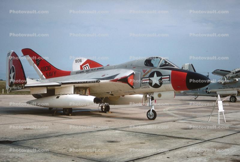 F-6A, US Naval Test Pilot School, 4806, Skyray
