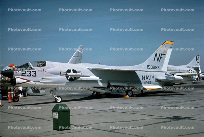 233, F-8E, 150888, VF-53