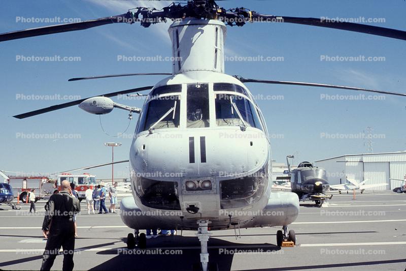 CH-46 head-on