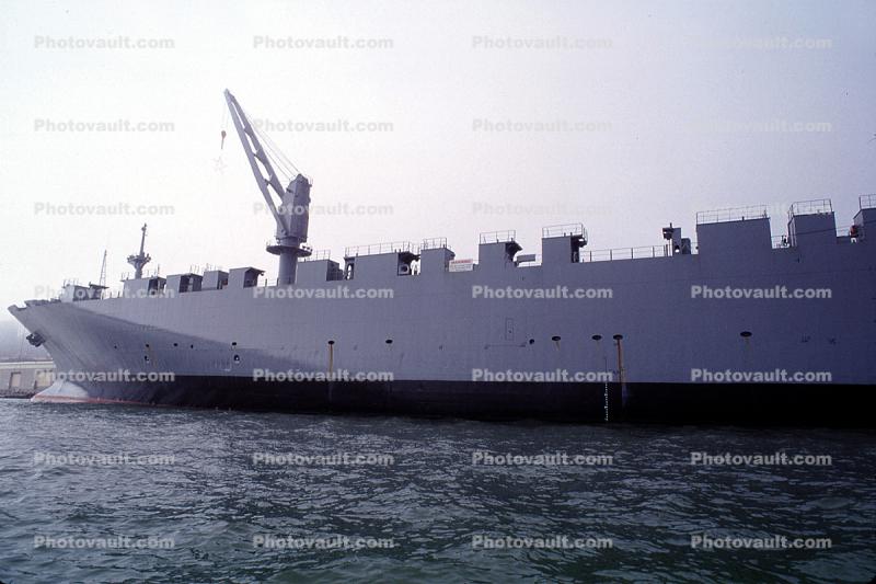 Cape Henry, MV CAPE HENRY (T-AKR 5067), Roll-on/Roll-off Ship, Crane Ro-ro, Military Sealift Command, Cape H Class