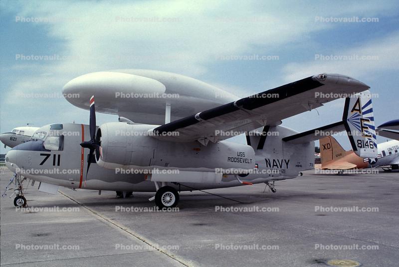 Grumman E-1B Tracer, AE-711, 8164711