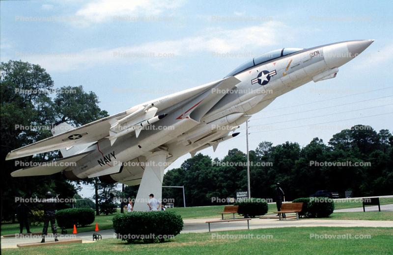 Pensacola Naval Air Station, Grumman F-14 Tomcat, National Museum of Naval Aviation, NAS