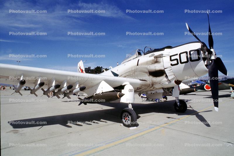 500, Rockets, Bombs, Douglas A-1 Skyraider, Salinas, California