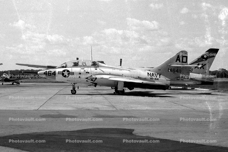 464, Grumman F9F (F-9) Cougar, 1950s