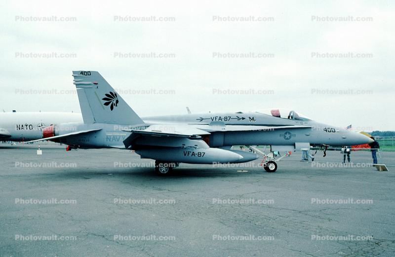 VFA-87, 400, McDonnell Douglas F-18 Hornet