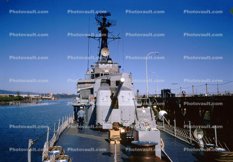 USS Braine (DD-630), Fletcher Class Destroyer, USN, April 1971, 1970s