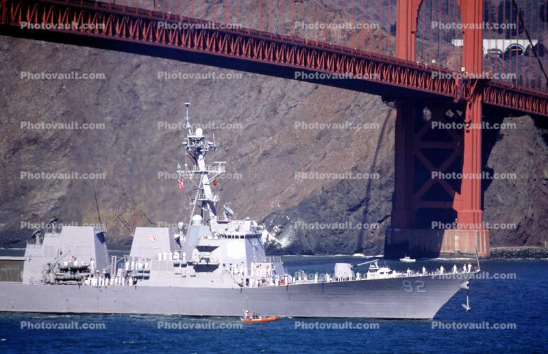 USS Momsen (DDG 92), Arleigh Burke class, Guided Missile Destroyer - DDG