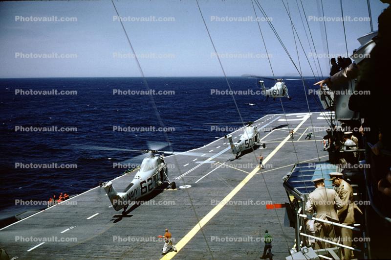 Sikorsky H-34 taking-off, USS Lake Champlain (CV-39), Helicopter Anti-submarine Squadron HS-5 "Nightdippers"
