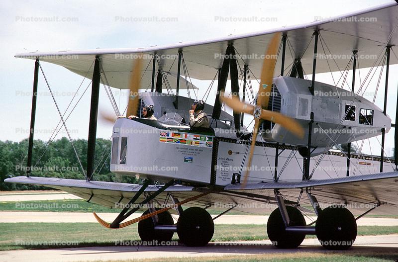 Vickers Vimy FB27�, Heavy Bomber