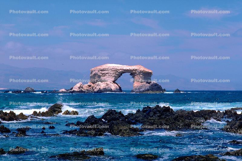 Natural Arch, sandstone, La Portada Natural Monument, Antofagasta Region