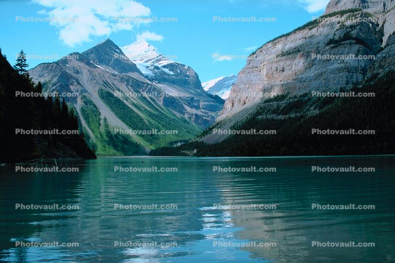 Kinney Lake, mountains, Mount Robson Provincial Park