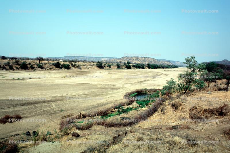 dry riverbed, Dirt, soil