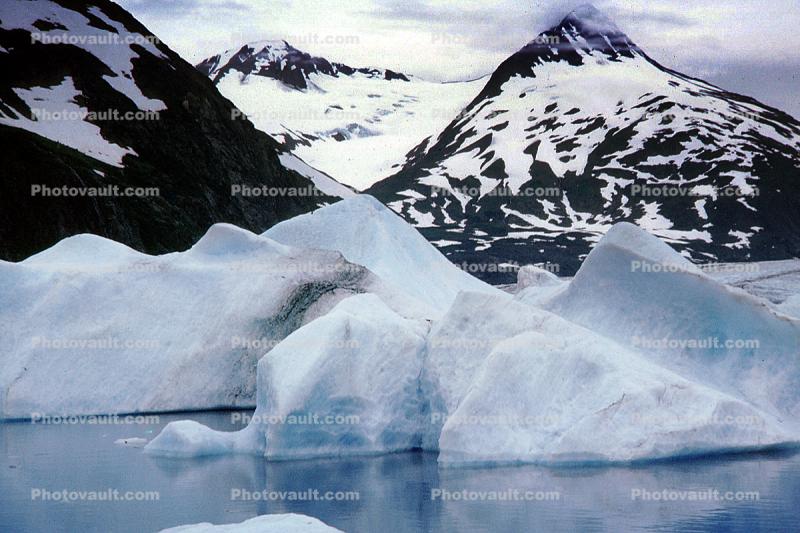 Portage Glacier, Mountains
