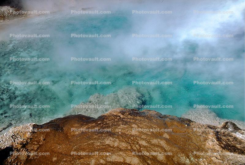 Grand Prismatic Hot Springs, Hot Spring, Geothermal Feature, activity, Extremophile, Thermophile, geochemically extreme conditions