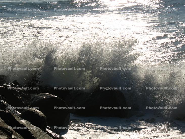 Splash, Montauk Point, Long Island, Atlantic Ocean