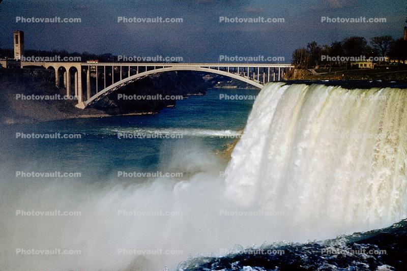 Rainbow Bridge at Niagara Falls, Arch Bridge, American Falls