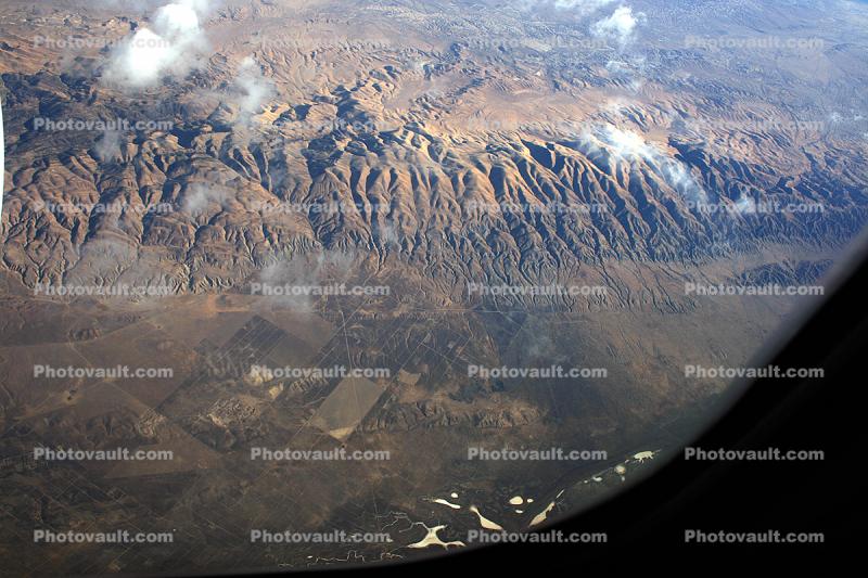 Temblor Range, mountains, summertime, Soda Lake, water