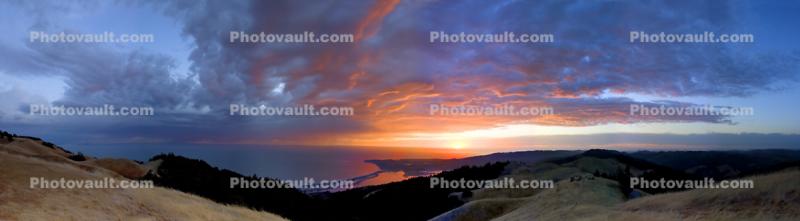 Sunset over Mount Tamalpais, Stinson Beach, Bolinas, Panorama