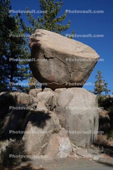 Balancing Rocks, Boulders, Cairn, Stones, Piles, Stack, Balance, Sacred, June Lake Loop
