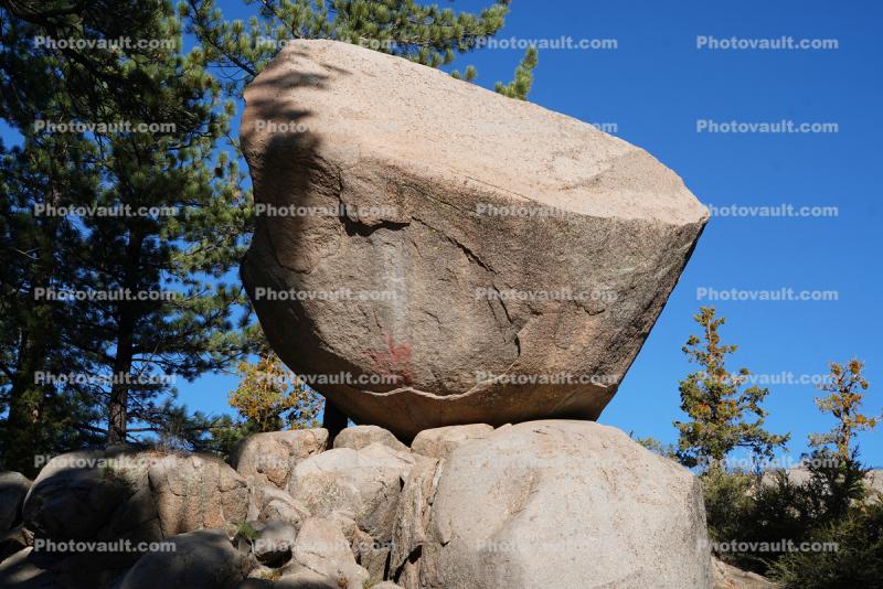 Balancing Rocks, June Lake Loop