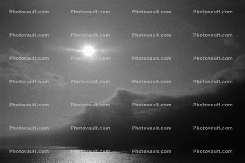The Sun over the Fog, Pacific Ocean