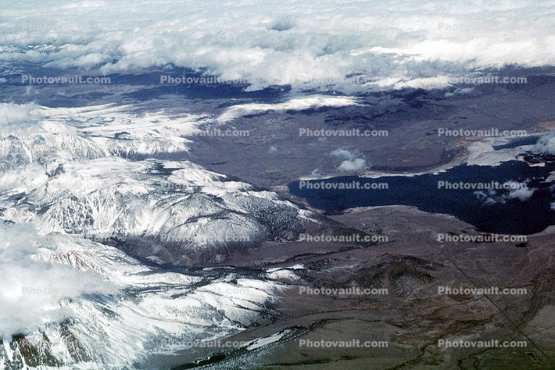 snow Sierra-Nevada mountains, Lee Vining