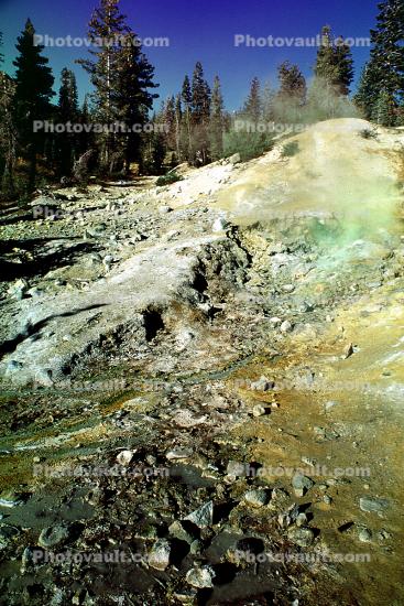 Sulfur Cauldron, Geothermal Activity