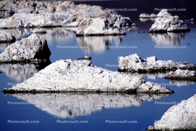Tufa Formations, water, wet, reflection