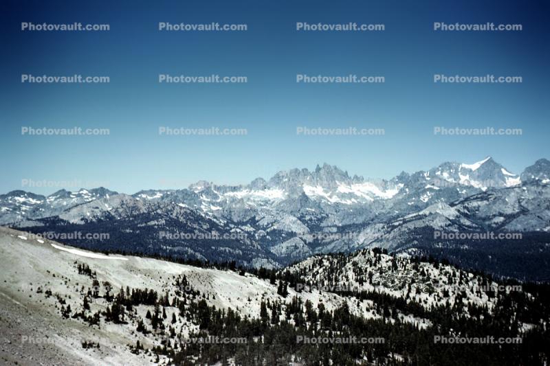 Minarets, jagged peaks, Ritter Range, Sierra-Nevada Mountains, Madera County