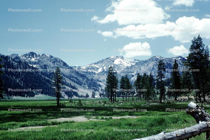 Palisades Tahoe, Mountains, Meadow