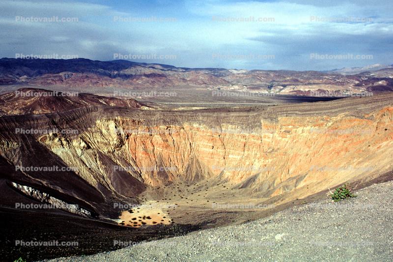 Ubehebe Crater, Bowl