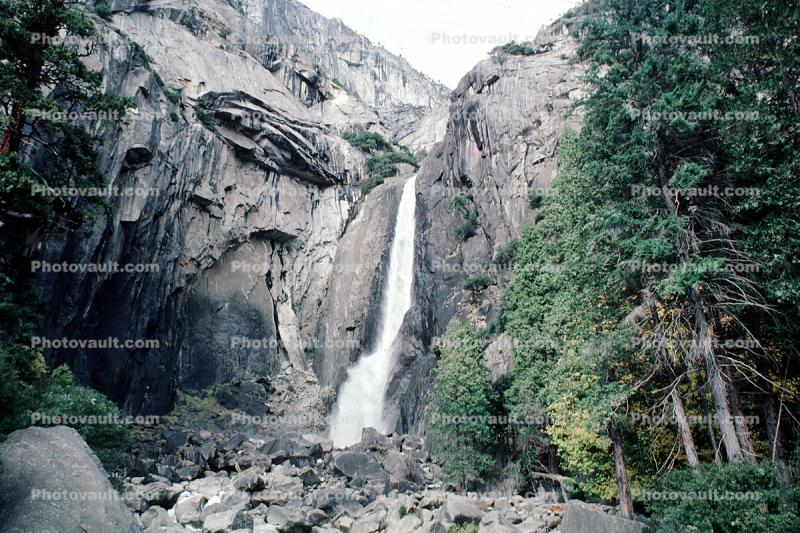 lower Yosemite Falls, Waterfall, Granite Cliff