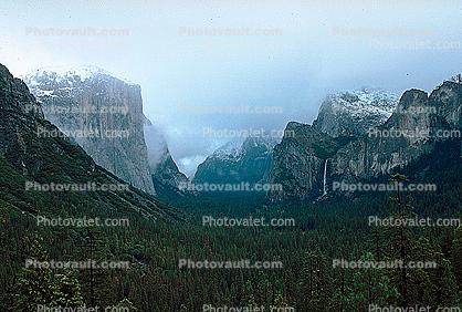El Capitan, Bridal Veil Falls, Waterfall, Granite Cliff