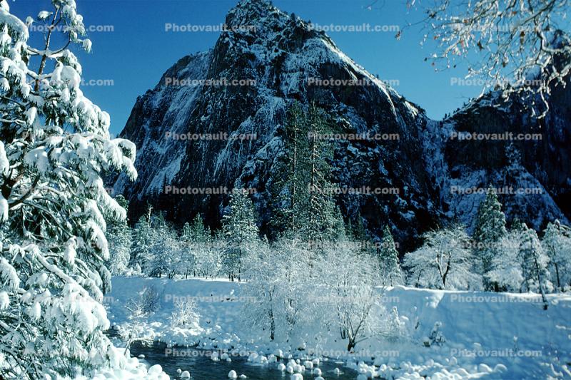 Smooth Snow Covered Rocks, Merced River, Snowy Trees, Valley, Forest, Winter, Granite Cliff, Woodland