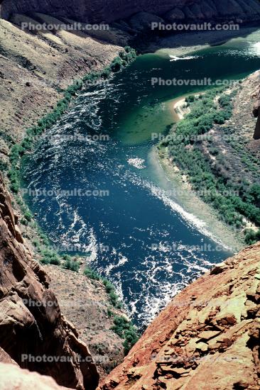 Colorado River, cliffs