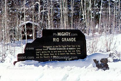 Mighty Rio Grande, snow, trees