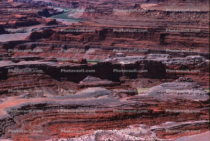 Colorado River, Sandstone Cliff, stratum, strata, layered, sedimentary rock, stratified layers, geology, geological formations