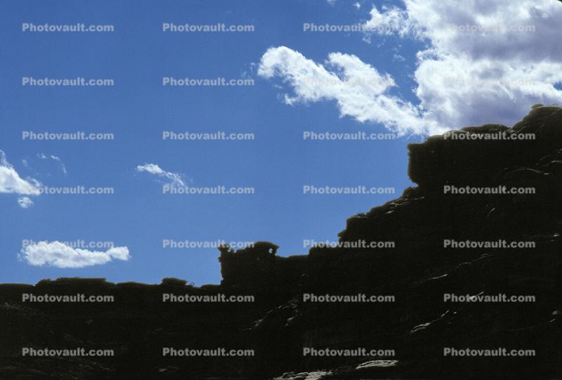 Canyonlands National Park, cliffs, clouds, knob