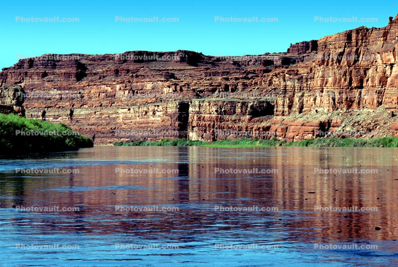 Colorado River, Reflection, Sandstone Cliff, Stratum, Strata, layered, sedimentary rock