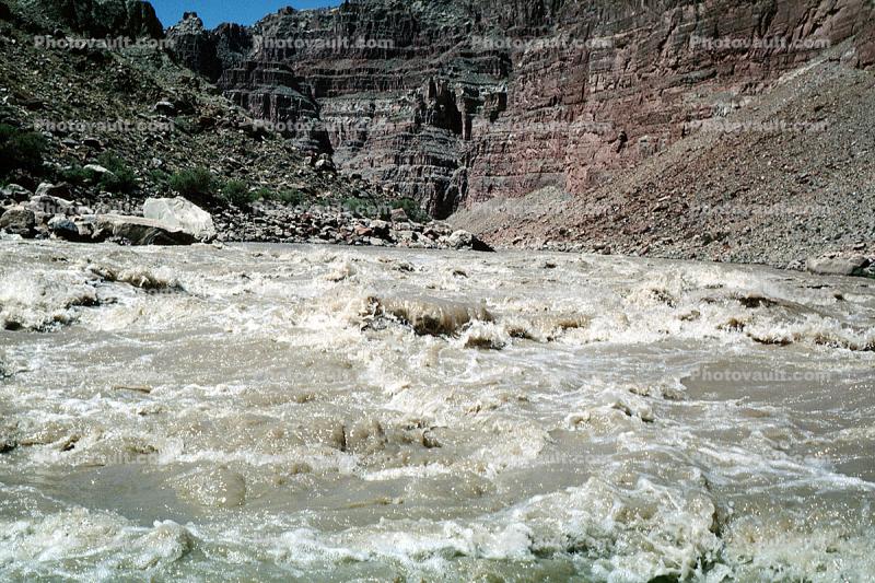 Colorado River, Rapids, Muddy Water, Whitewater, Canyonlands National Park, standing wave, turbid, vibrant, silt, mud, muddy