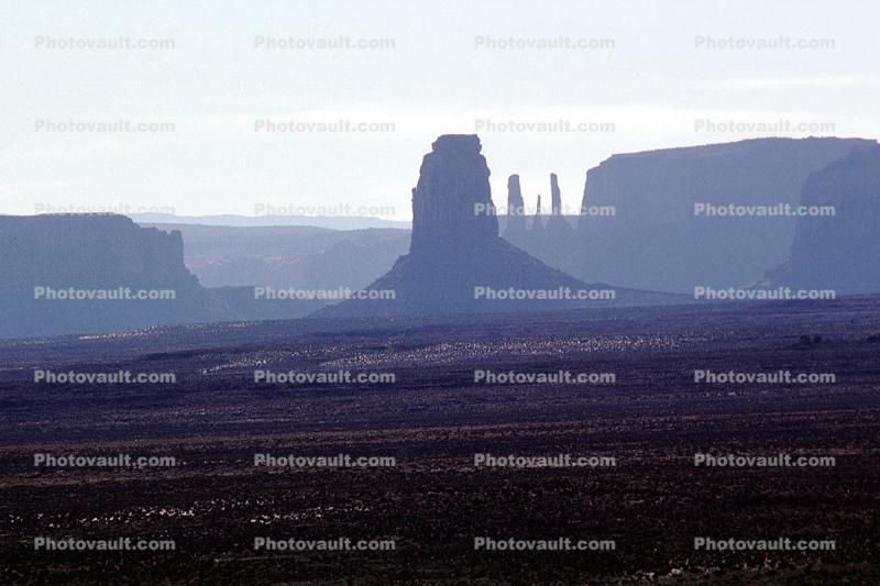 Monument Valley, geologic feature, butte, mesa
