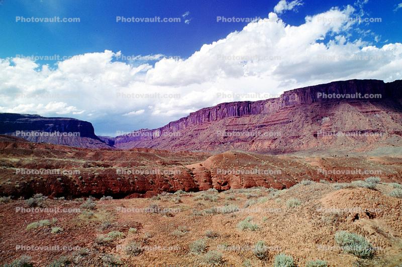 Gully, Mountains, Castle Valley, east of Moab