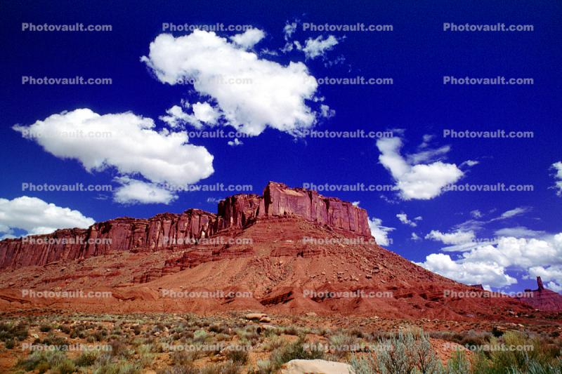 Mesa, clouds, Mountains, Castle Valley, east of Moab, geologic feature