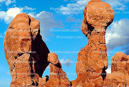 Stone, Rock, geoforms, Knob, Clouds, Balance Rock, geologic feature, spire, HooDoo, Sandstone