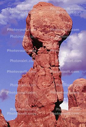 Stone, Rock, geoforms, Knob, face, Balance Rock, Clouds, geologic feature, spire, HooDoo, Sandstone