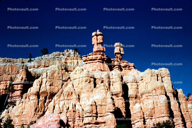Bryce Canyon National Park, Hoodoo, outcropping, Spire, Sandstone