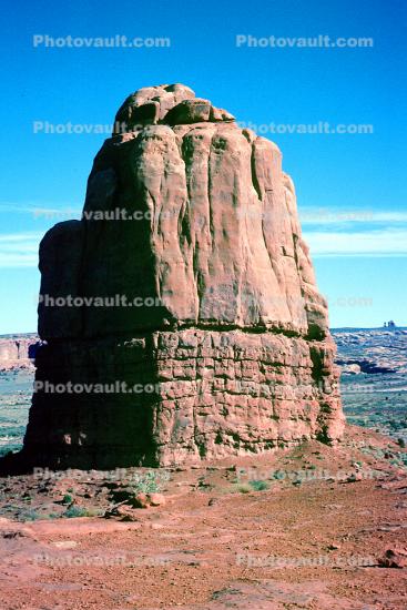 Vertical Rock Formation, Sandstone, Desert, Arches NP. Knob