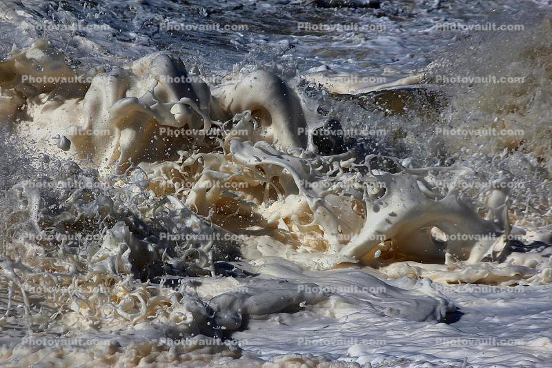 Turbulent Foamy Water Sculpture, Momentary Water Sculptures, foam, waves