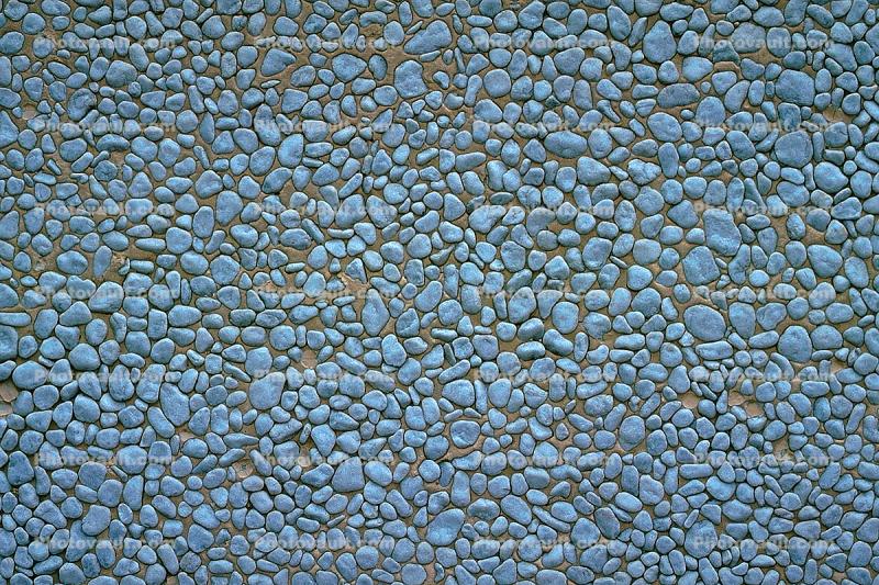Pebbles, Rock wall